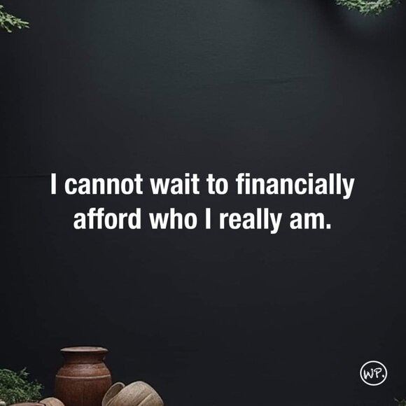 Meet your Posher, Dawn - Picture 2 of 2